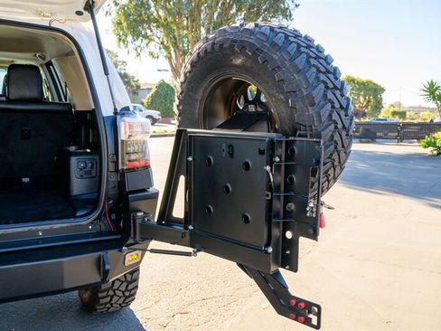 Used 2017 Toyota 4Runner TRD Off-Road Premium image 13