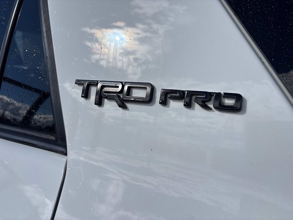 Used 2020 Toyota 4Runner TRD Off-Road Premium w/ Moonroof Package AWD/4WD image 9