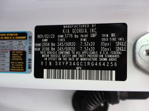 Used 2024 Kia Telluride EX w/ EX Captain's Chair Package image 55