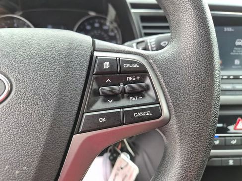Used 2018 Hyundai Elantra SEL FWD image 19