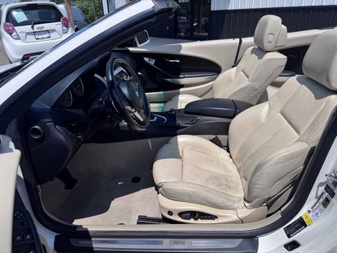 Used 2009 BMW 650i Convertible w/ Sport Pkg RWD image 17