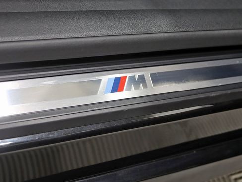 Used 2021 BMW 440i xDrive M440i xDrive w/ Premium Package image 13