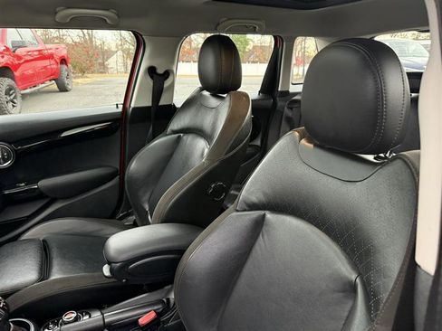 Used 2021 MINI Cooper S image 27