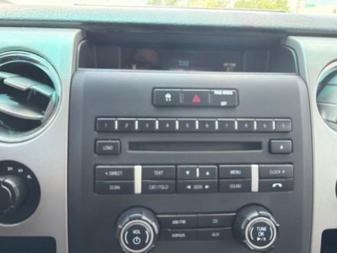 Used 2010 Ford F150 XLT AWD/4WD image 21