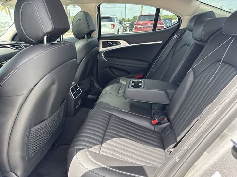 Used 2026 Genesis G70 2.5T Prestige RWD image 22