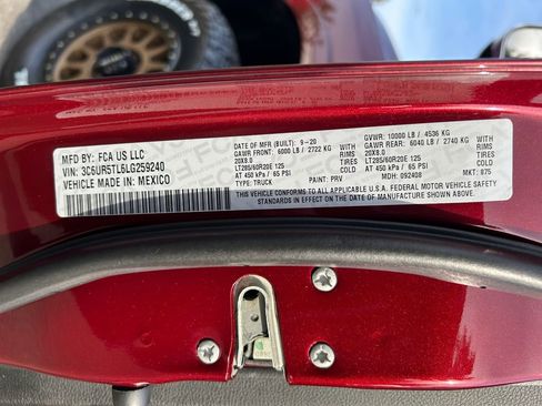 Used 2020 RAM 2500 Limited image 34