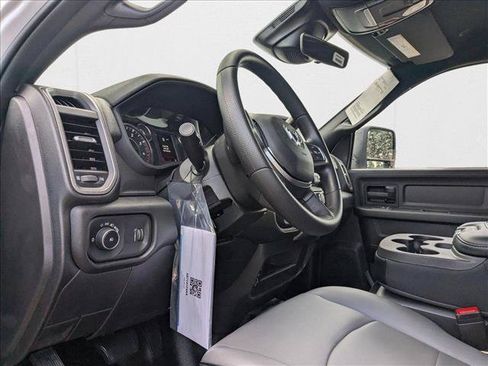 New 2025 RAM 3500 Tradesman w/ Chrome Appearance Group AWD/4WD image 9