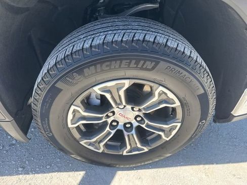 Used 2026 GMC Sierra 1500 SLT AWD/4WD image 30