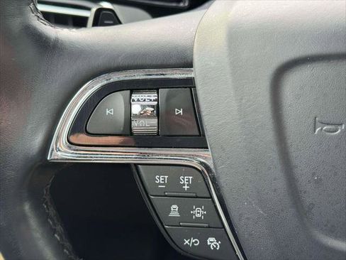 Used 2022 Lincoln Navigator Reserve image 22