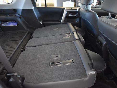 Used 2023 Toyota 4Runner SR5 Premium w/ Moonroof Package RWD image 61