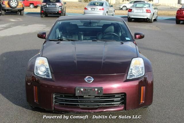 Used 2006 Nissan 350Z Enthusiast w/ (N93) Cargo Convenience Pkg RWD image 2