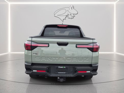 Used 2026 Hyundai Santa Cruz SEL FWD image 4