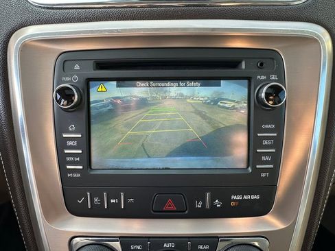 Used 2016 GMC Acadia Denali image 29