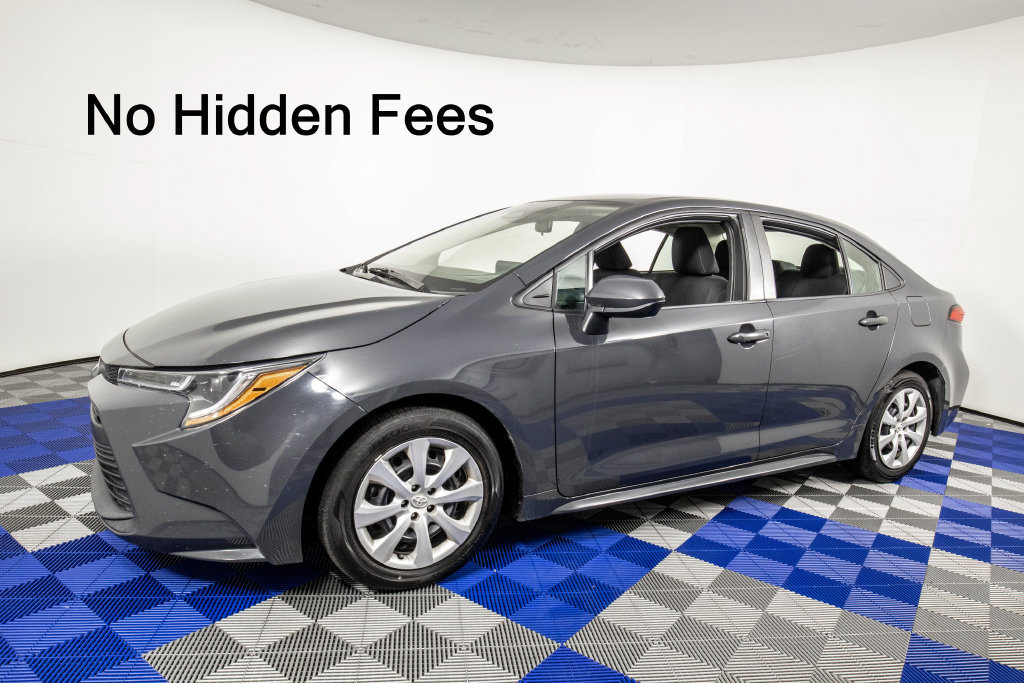 Used 2024 Toyota Corolla LE FWD image 1