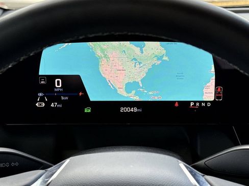 Used 2025 Chevrolet Equinox EV LT w/ Convenience Package image 37