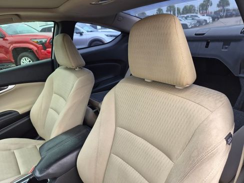 Used 2015 Honda Accord EX image 9