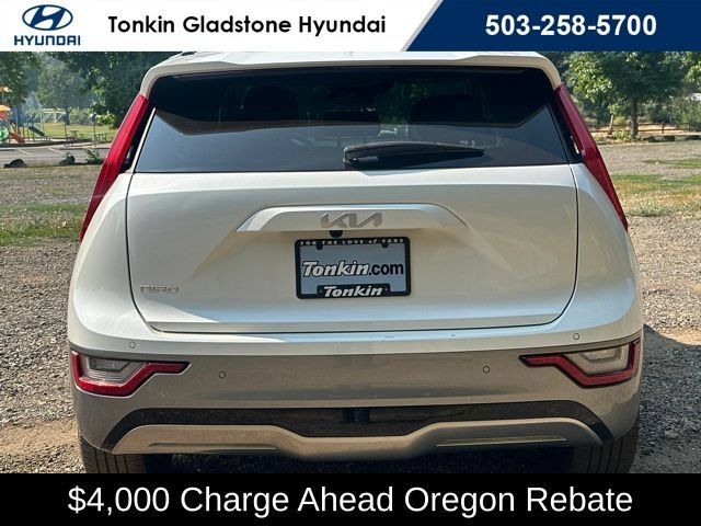 Used 2023 Kia Niro Wave FWD image 8