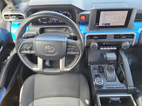 Used 2024 Toyota Tacoma TRD Off-Road image 25