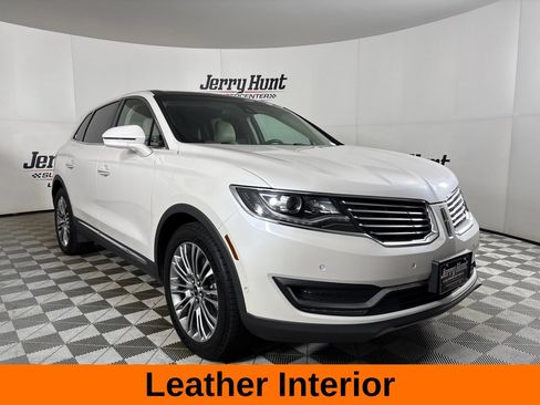 Used 2016 Lincoln MKX Reserve w/ Technology Package FWD image 4