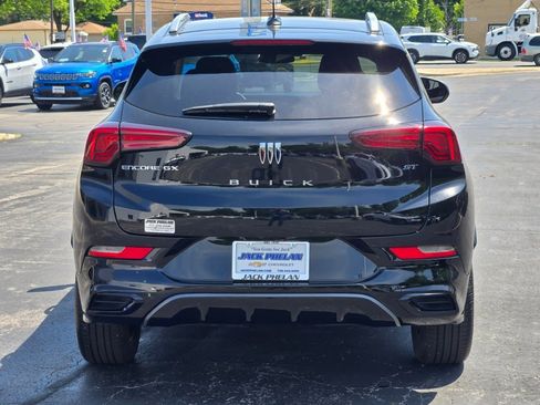 Used 2024 Buick Encore GX Sport Touring w/ Comfort Package FWD image 12