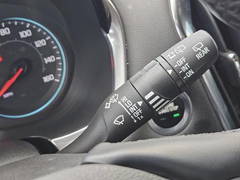 Certified 2023 Chevrolet Traverse LT FWD image 29