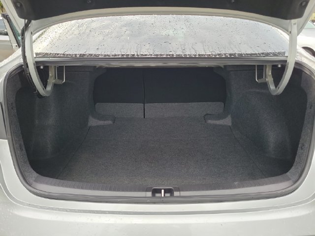 Used 2026 Toyota Corolla LE FWD image 6