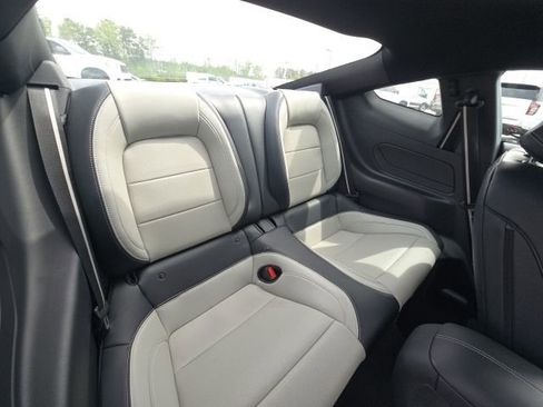 Used 2025 Ford Mustang Premium RWD image 10