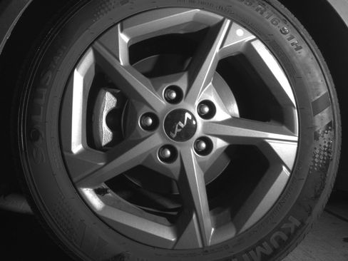 Used 2025 Kia K4 LXS image 12