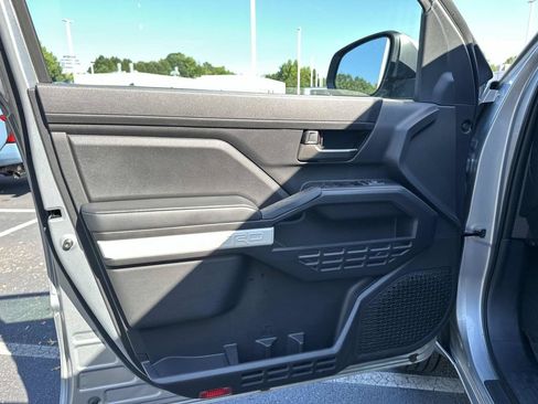 Used 2024 Toyota Tacoma TRD Sport RWD image 19