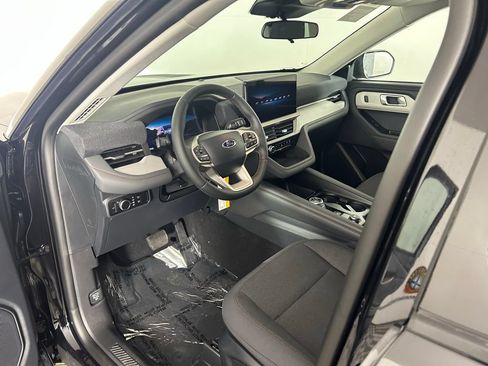 New 2026 Ford Explorer Active AWD/4WD image 13