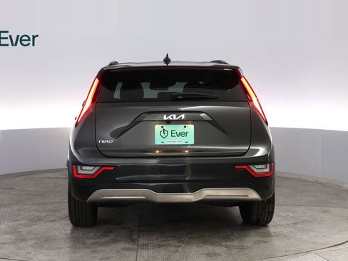 Used 2024 Kia Niro Wave w/ Wave Preserve Package image 15