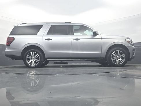 Used 2023 Ford Expedition Max Limited AWD/4WD image 34