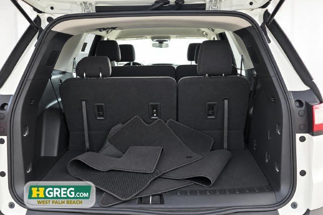 Used 2020 Chevrolet Traverse LS FWD image 14