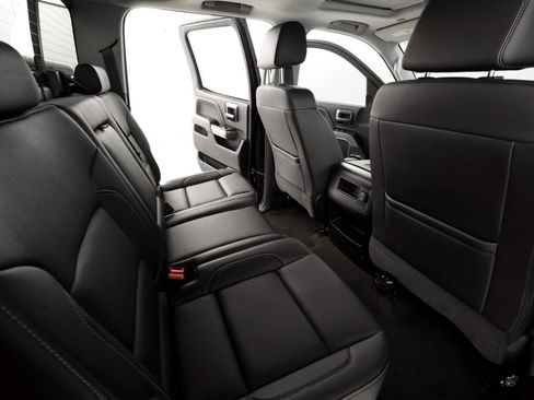 Used 2018 Chevrolet Silverado 2500 LTZ image 26