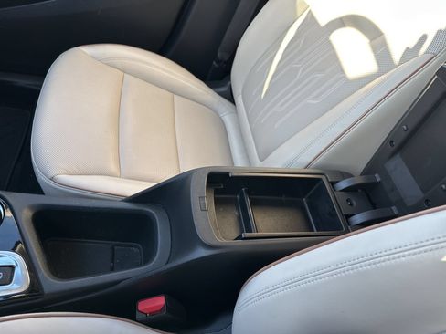 Used 2024 Buick Encore GX Avenir w/ Avenir Convenience Package AWD/4WD image 51