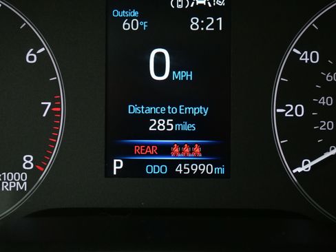 Used 2024 Toyota Corolla Cross L image 23