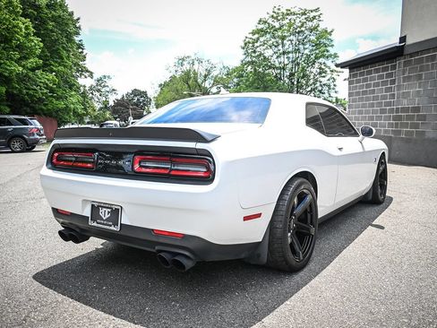 Used 2016 Dodge Challenger R/T Scat Pack RWD image 5