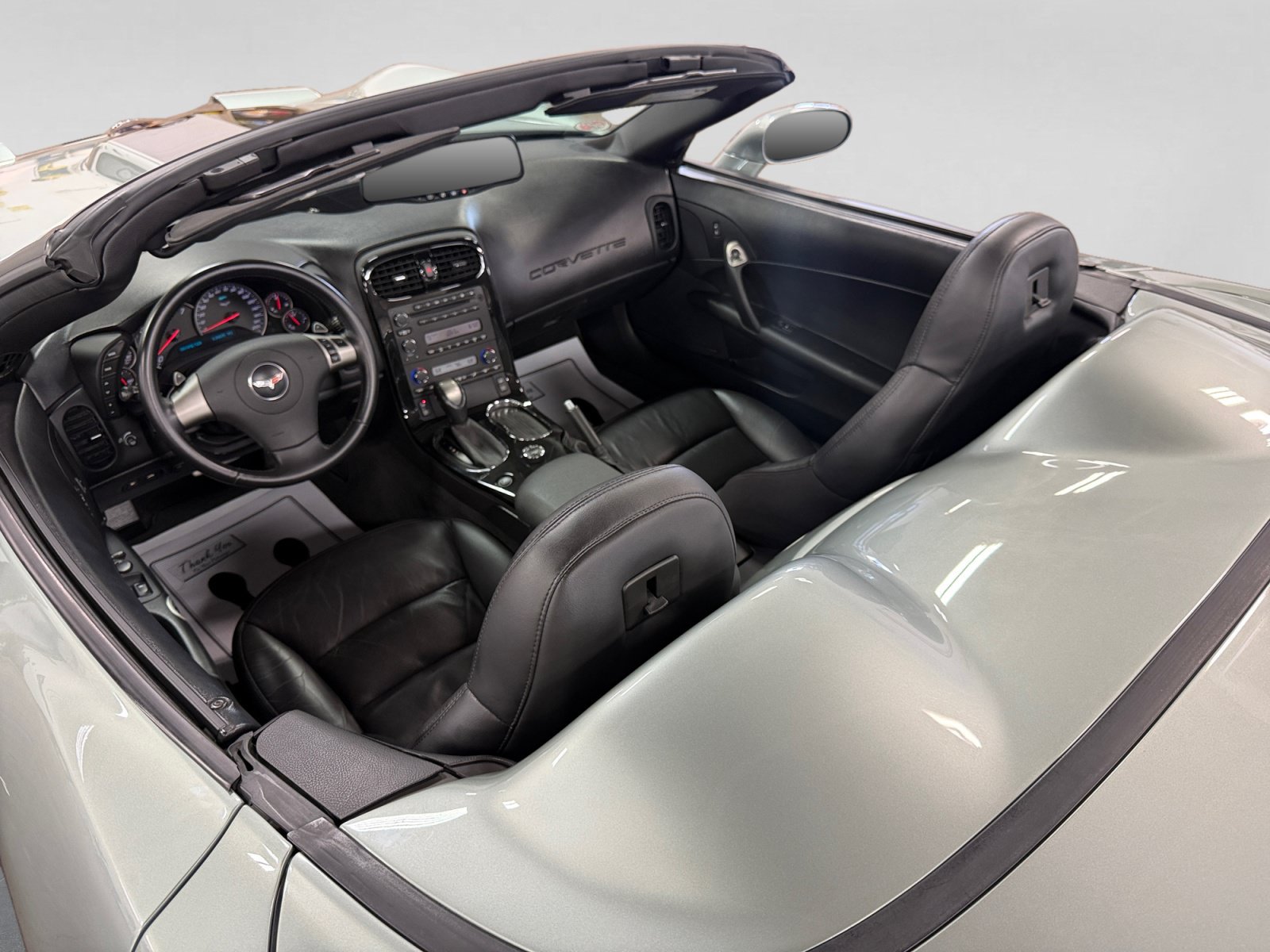 Used 2008 Chevrolet Corvette Convertible w/ Preferred Equipment Group RWD image 35