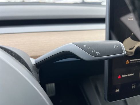 Used 2023 Tesla Model 3 Performance image 14