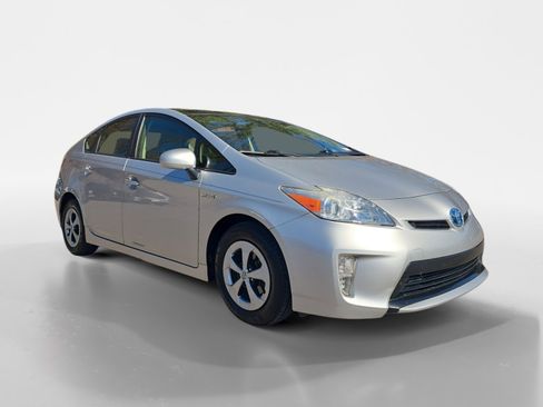 Used 2013 Toyota Prius Three image 7