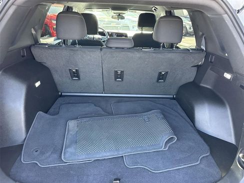 Used 2025 Chevrolet Equinox LT image 23