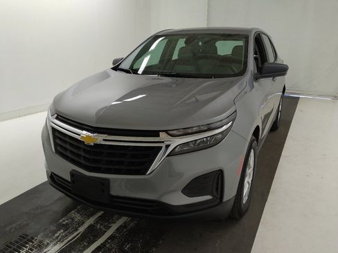 Used 2024 Chevrolet Equinox LS image 15
