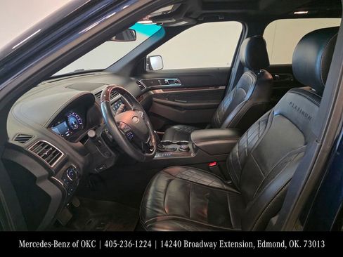 Used 2017 Ford Explorer Platinum image 15