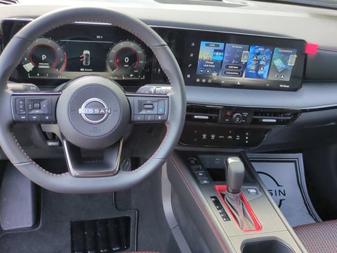 New 2026 Nissan Kicks SR FWD image 15