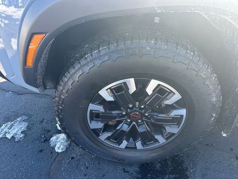 Certified 2023 Nissan Frontier PRO-4X w/ Pro Convenience Package image 8