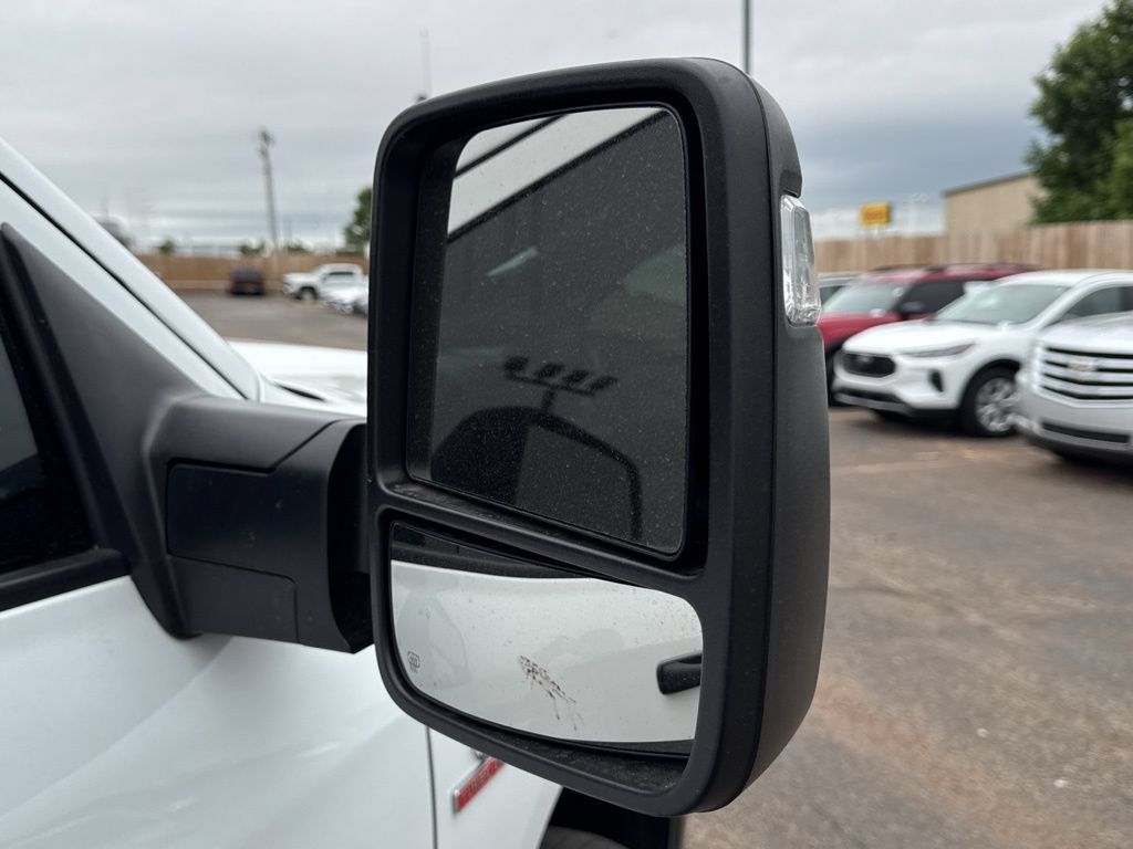 Used 2024 RAM 3500 Tradesman w/ Chrome Appearance Group AWD/4WD image 37