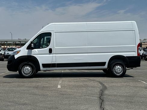 Used 2023 RAM ProMaster 2500 w/ Interior LED Lighting Group FWD image 6