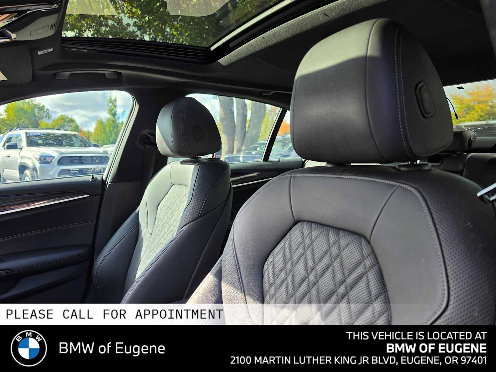 Used 2021 BMW 540i w/ Premium Package RWD image 24