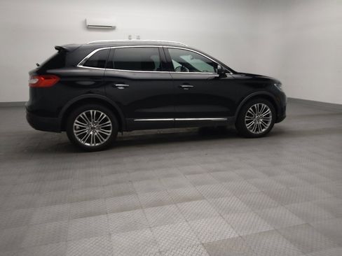 Used 2016 Lincoln MKX Reserve w/ Technology Package AWD/4WD image 10