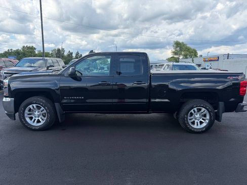 Used 2017 Chevrolet Silverado 1500 LT w/ All Star Edition AWD/4WD image 2